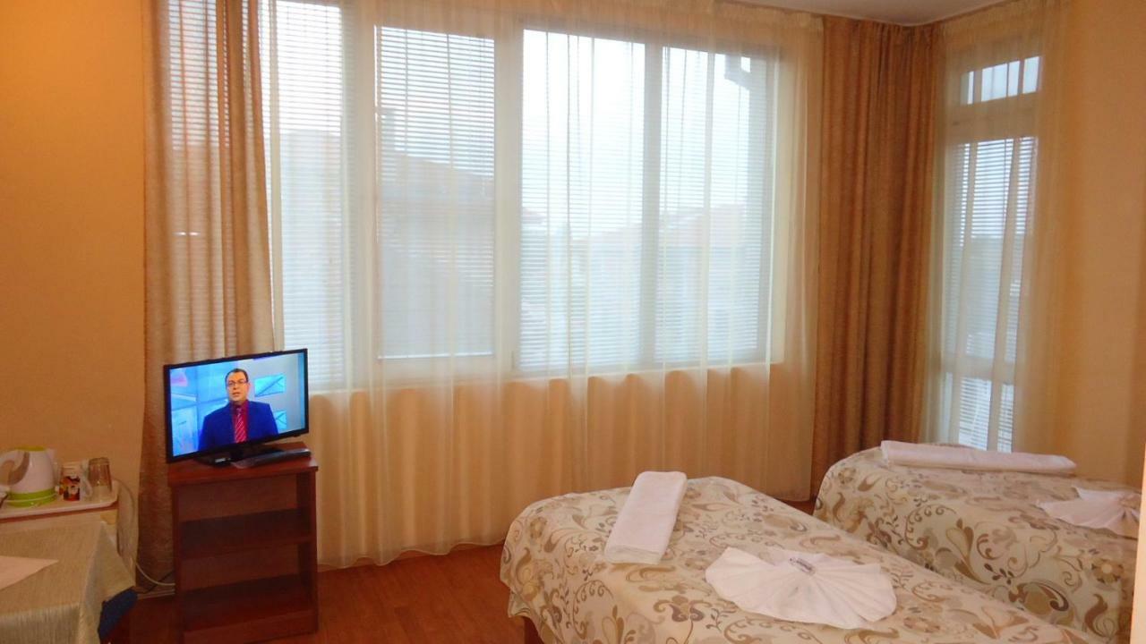 בורגאס Matev Hotel מראה חיצוני תמונה